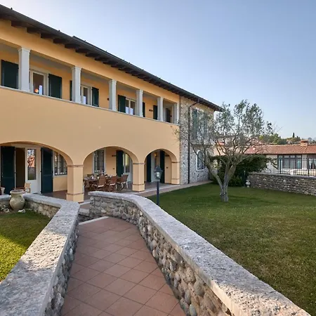 Ardea Villa